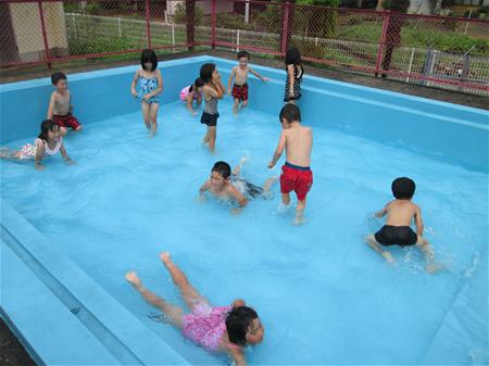 プール遊びの様子３