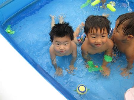 プール遊びの様子１