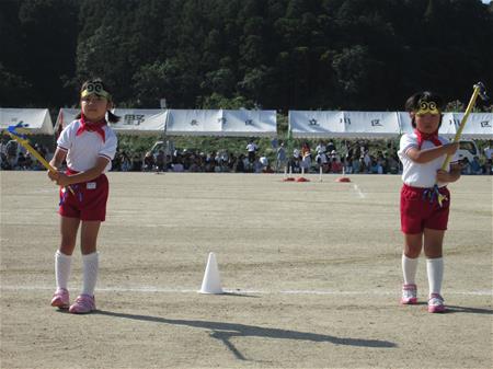 遊戯する子ども