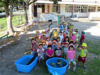 子供たち全員の写真