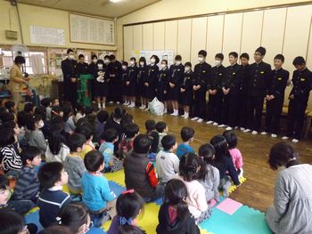 伊万里中学生