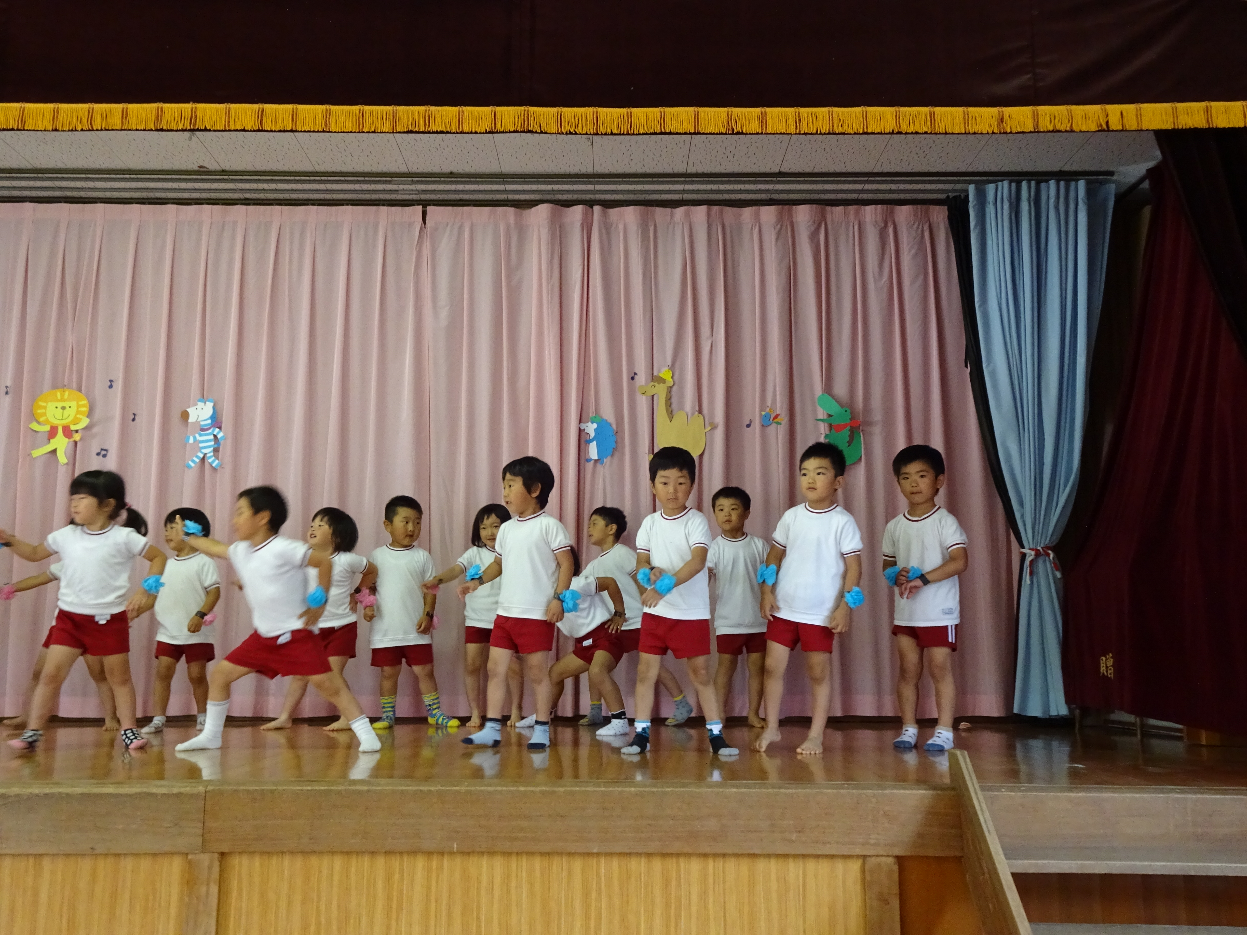 ゆり組　出し物