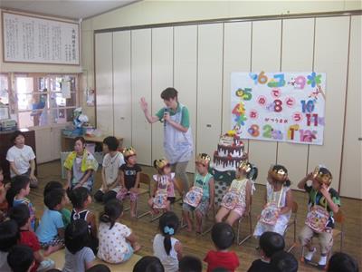 今日は８月誕生会です