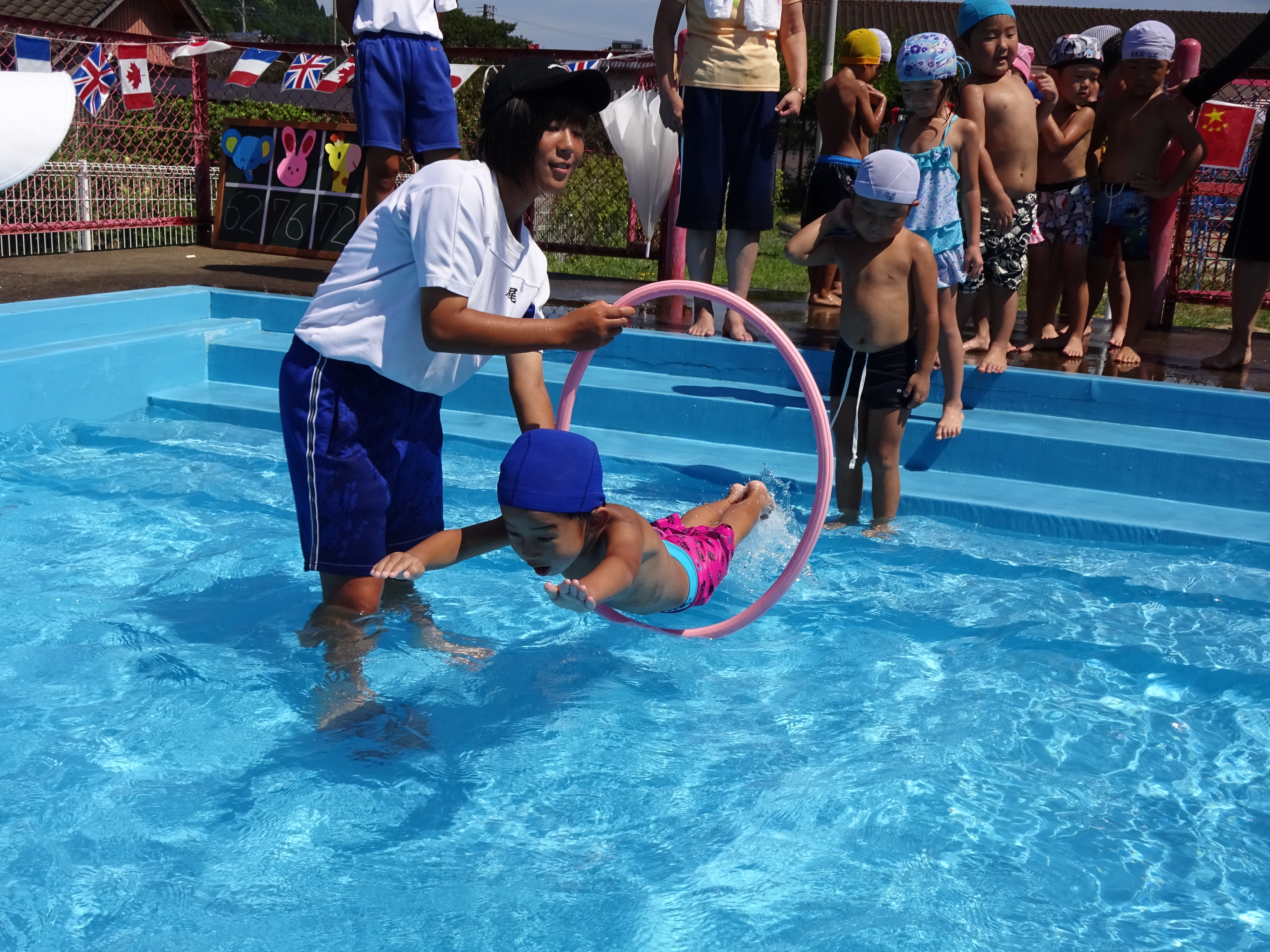 ゆり組　フープくぐり