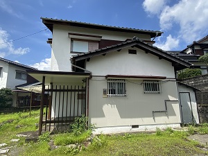 243外観