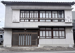 382外観