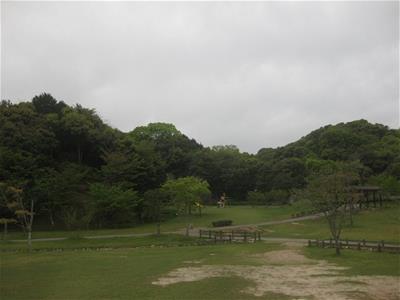 今日は、春の親子遠足です