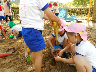 砂遊び
