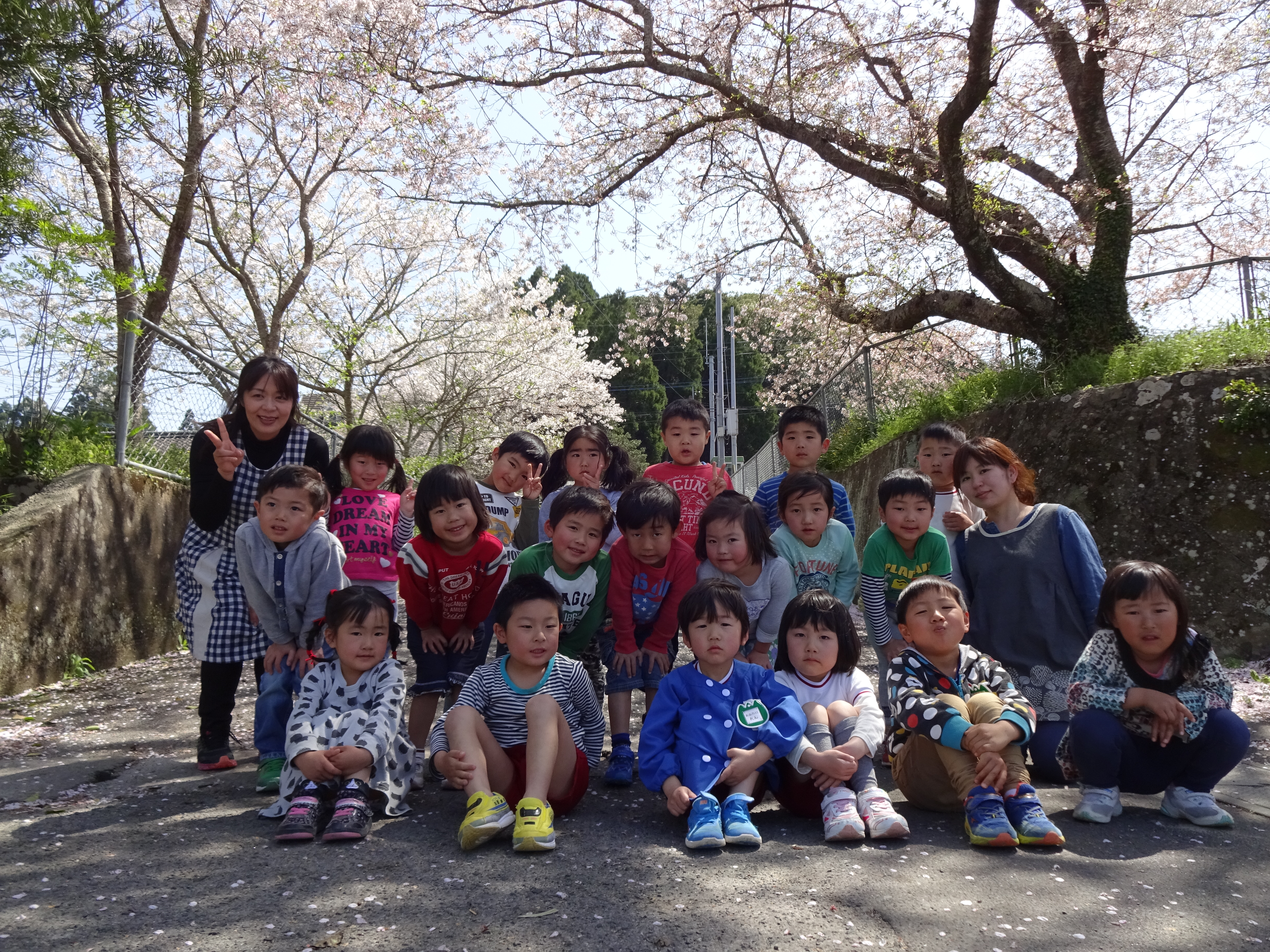 まつ組さん&hellip;桜の花と一緒に