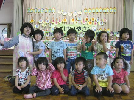 時計の前で写真撮影