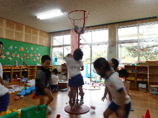 玉入れ遊び
