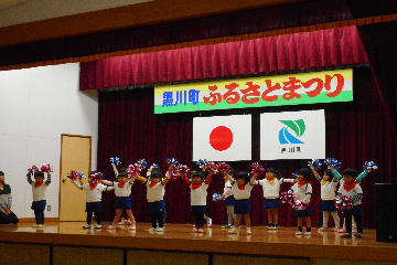 もも・すみれ組ダンス