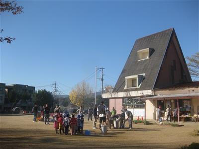 今日は、もちつき会です
