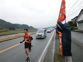 東西松浦駅伝大会のようす