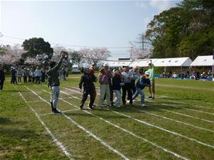 大里区民花見リンピックのようす