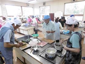 ふたさと料理教室のようす