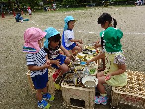 みんなでおりょうりごっこ