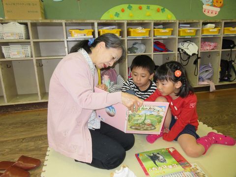 読み聞かせの様子