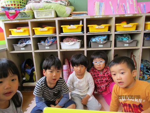 おはなしサロン　ゆり組