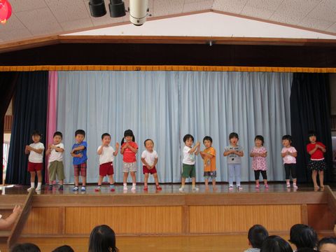 出し物　遊戯　もも組