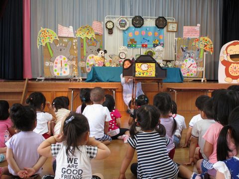 紙芝居の読み聞かせ