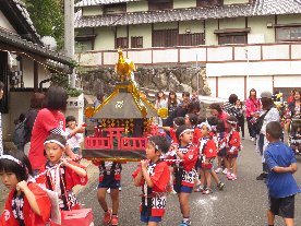 黒川くんち神輿担ぎ