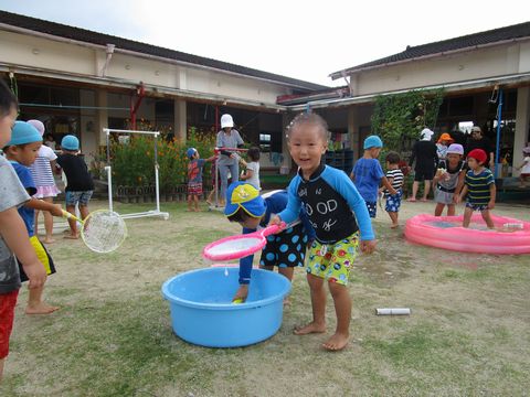 シャボン玉遊び