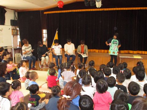 おひさまクラブのリーダーさん・エプロンシアター