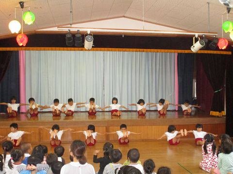 ゆり組 出し物 組体操