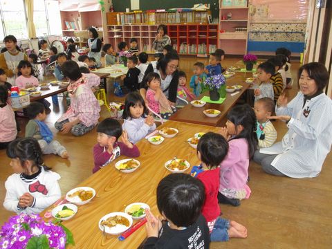 お別れ会食会の様子