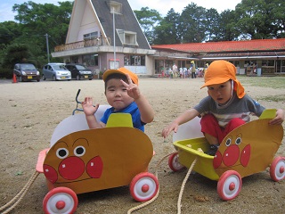 2歳児外遊び