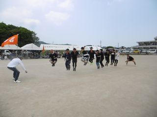 なわとび合戦