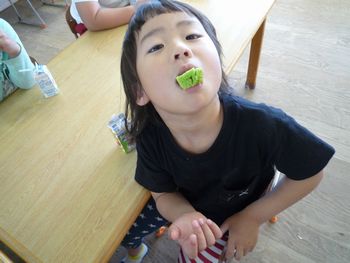 子どもの様子　若葉ケーキ