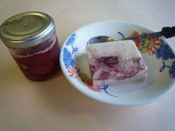 いちごミルクゼリー