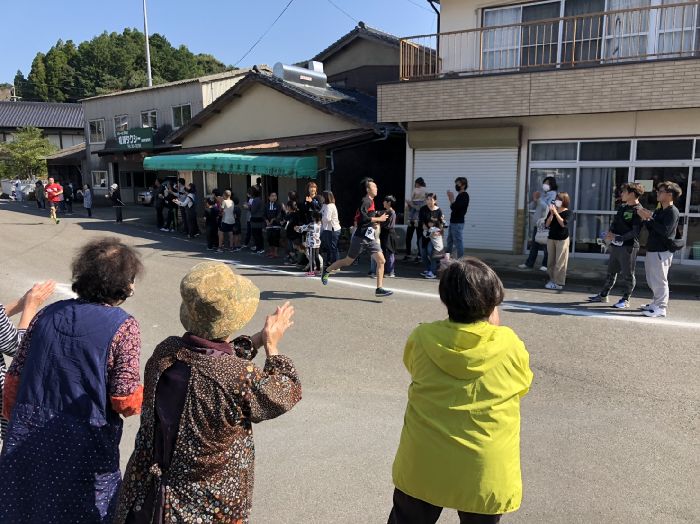 町内一周駅伝の様子1