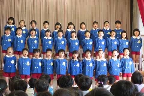 年長さんの合唱
