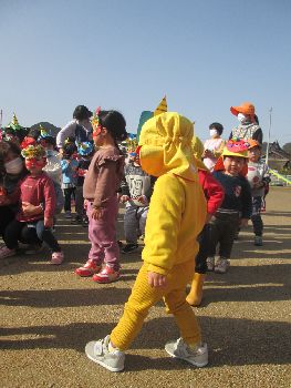 黄色鬼さん