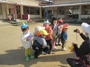 泣き出す子供たち