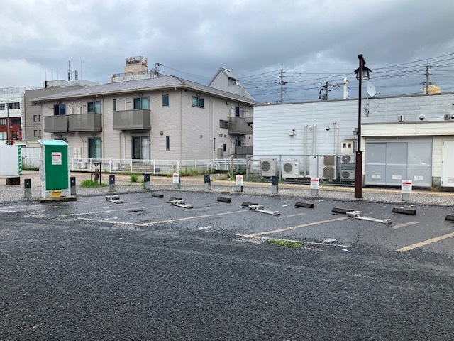 駅前広場駐車場写真