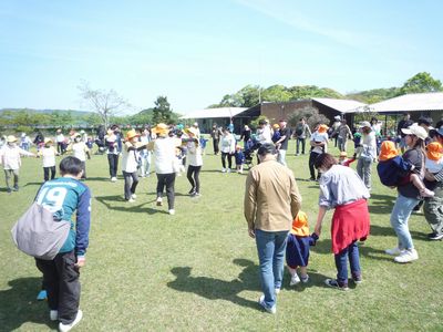 親子遊戯をしています