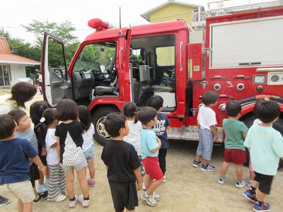 消防車を見せてもらいました