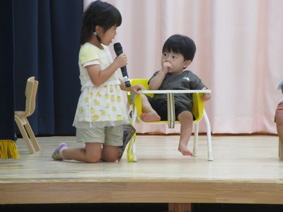 お姉ちゃんと一緒に発表してくれています♪