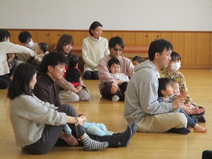 夫婦で楽しむ様子