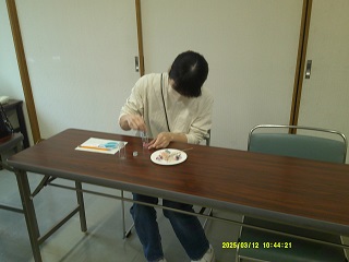 真剣なようすのママ