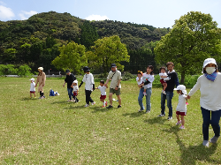 親子遊戯しているところ
