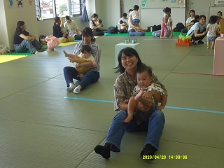 親子レク走を楽しんでいる様子