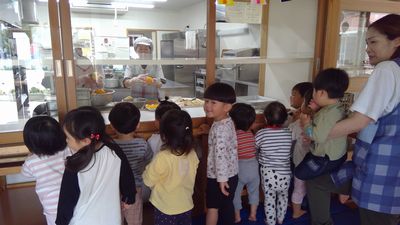 給食見学1