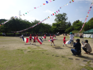 オープニング
