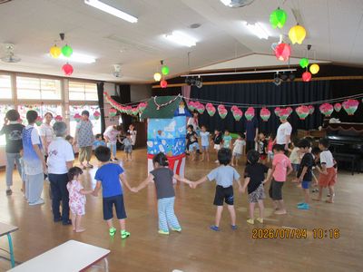 今日は、みんなで夏祭りごっこです♪