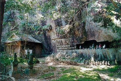 白蛇山岩陰遺跡